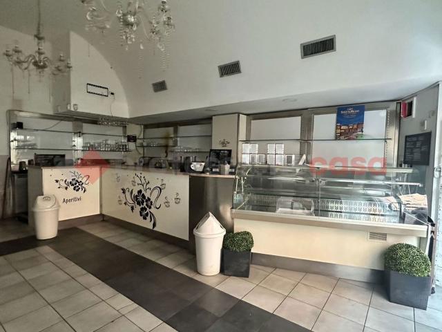 Locale Commerciale in affitto a Livorno