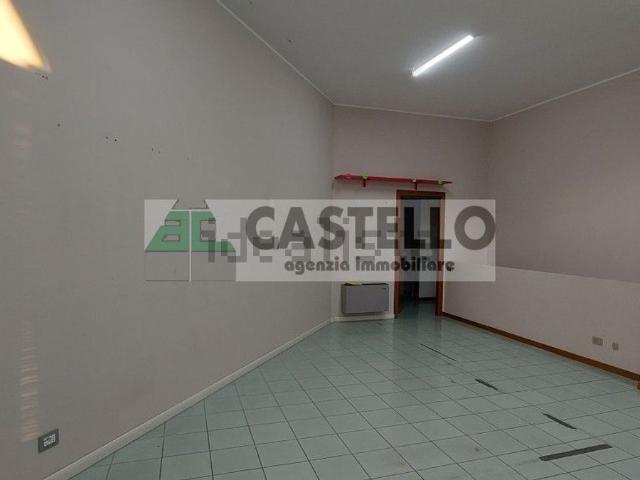 Locale Commerciale in affitto a Vigodarzere, Veneto