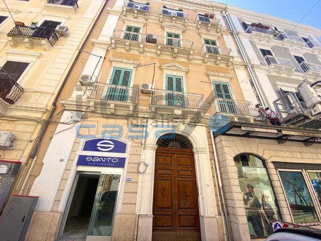 Locale Commerciale in affitto a Puglia, Taranto
