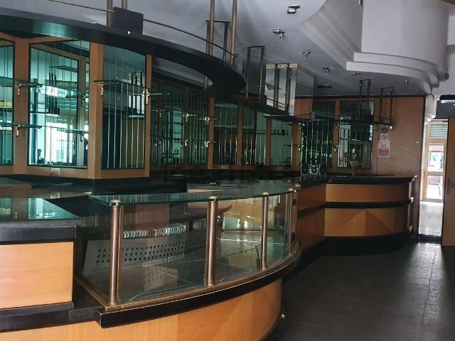Locale Commerciale in affitto a Città Nuova-Barriera Nuova-San Vito-Città Vecchia, Villa Opicina