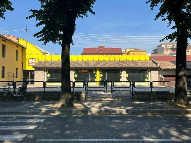 Locale Commerciale in affitto a Sorbolo, Reggio Emilia