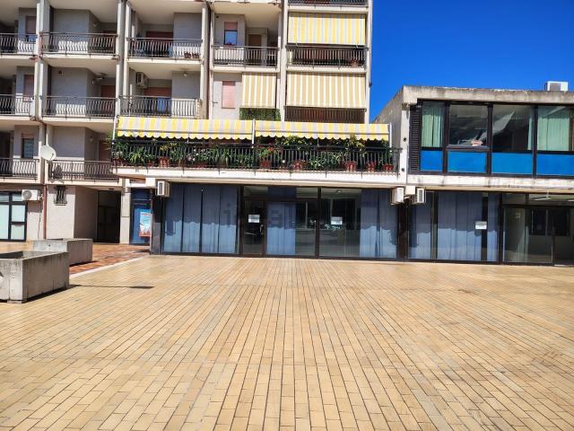 Locale Commerciale in affitto a Santo Spirito, Lanciano