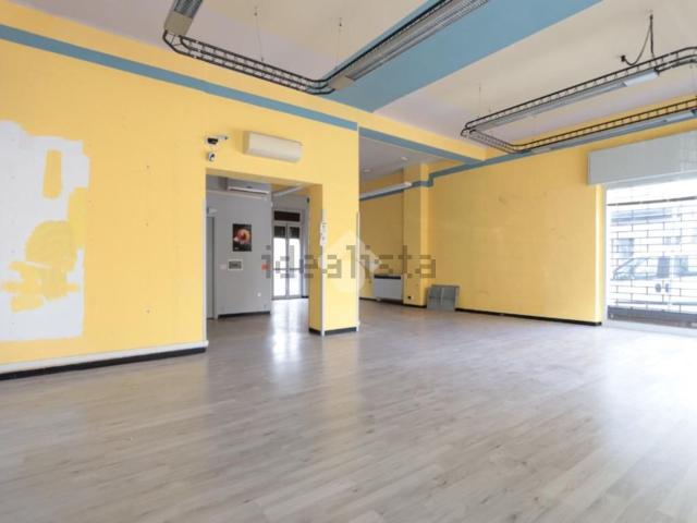 Locale Commerciale in affitto a Piemonte, Alessandria