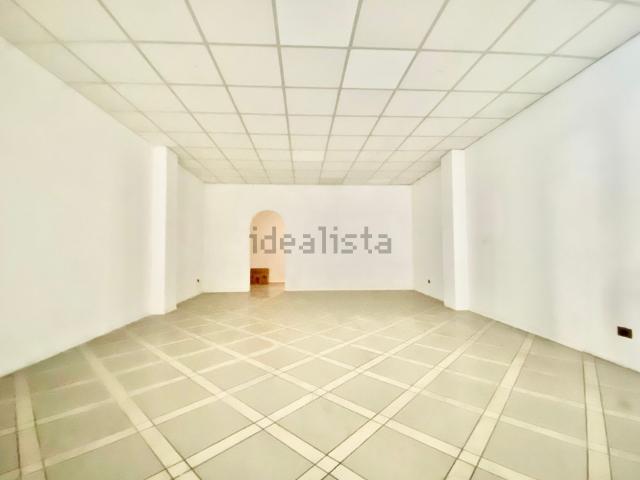 Locale Commerciale in affitto a Lambioi, Zoldo Alto