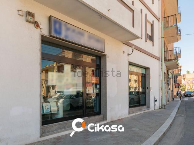 Locale Commerciale in affitto a Selargius, Sardigna/Sardegna