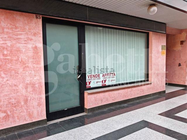 Locale Commerciale in affitto a Venafro, Molise