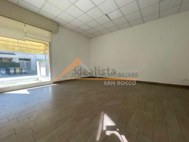 Locale Commerciale in affitto a Punta Marina Terme, Ravenna