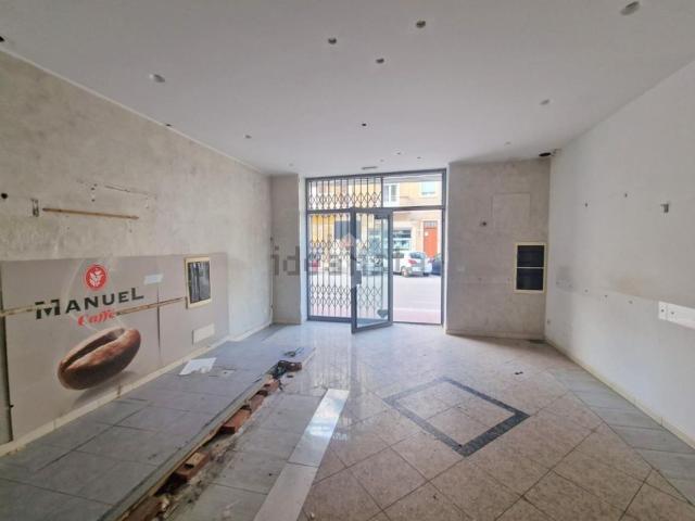 Locale Commerciale in affitto a Alcamo, Sicilia