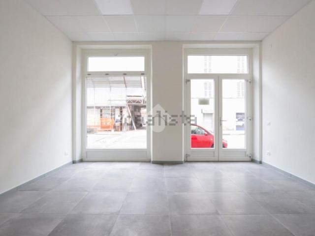 Locale Commerciale in affitto a Piemonte, Alessandria