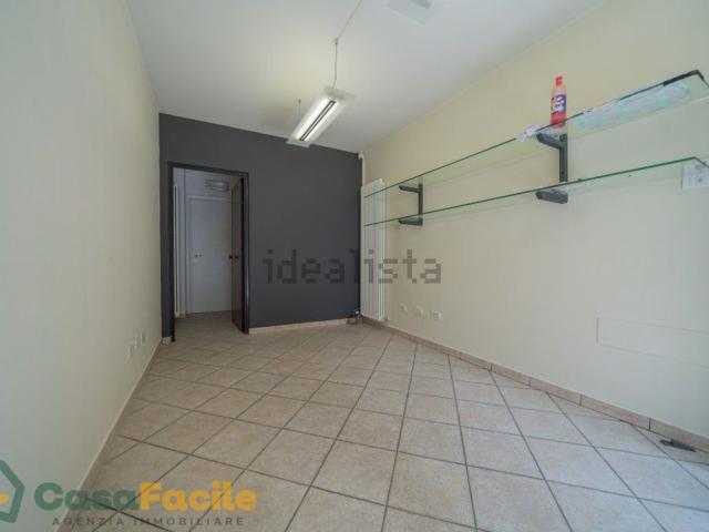Locale Commerciale in affitto a Unione dei comuni Valle del Savio, Cesenà