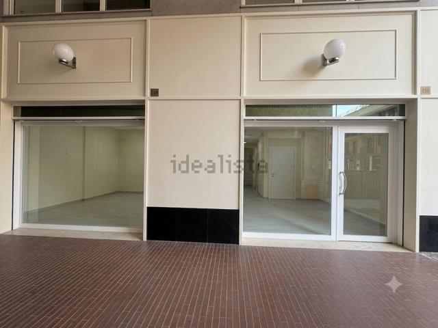 Locale Commerciale in affitto a Avellino, Campania