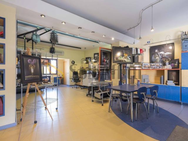 Locale Commerciale in affitto a San Pantaleo