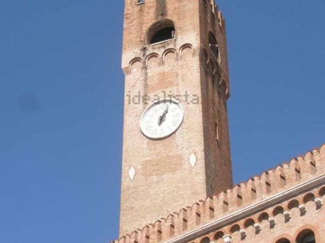 Locale Commerciale in affitto a San Zeno, Treviso