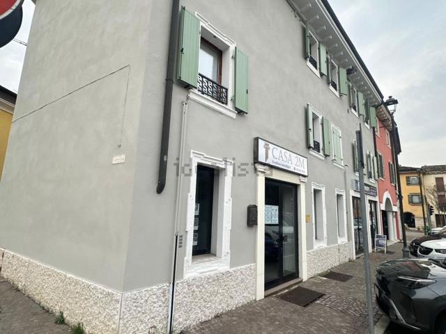 Locale Commerciale in affitto a Case Nuove, San Martino Buon Albergo