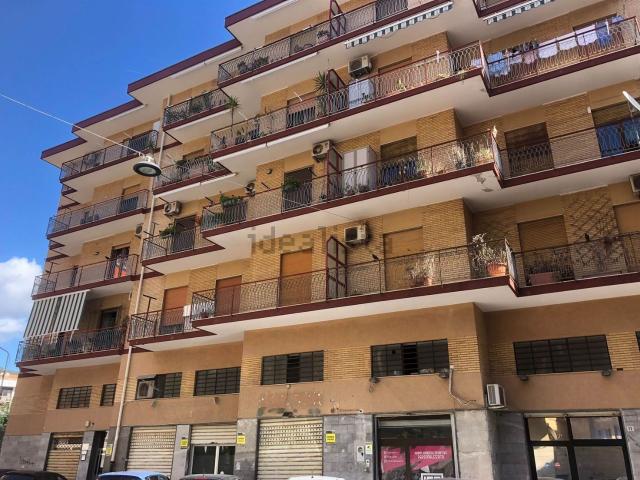 Locale Commerciale in affitto a Pastena, Salerno