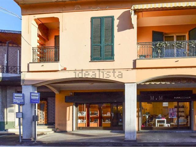 Locale Commerciale in affitto a Bovisio, Bovisio Masciago