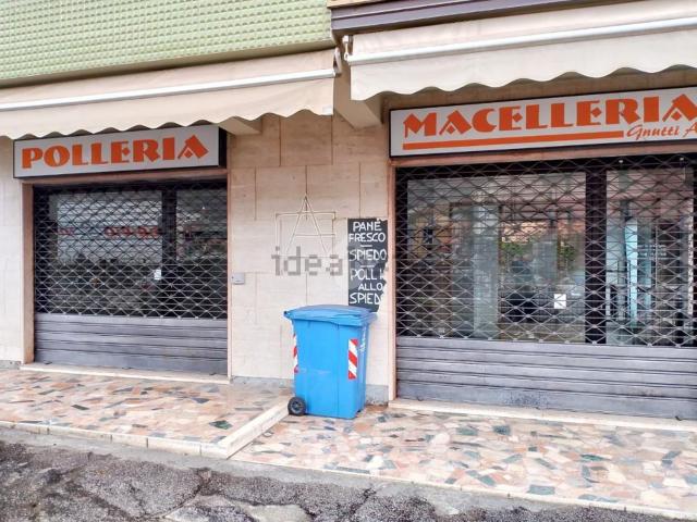 Locale Commerciale in affitto a Comunità montana della valle Trompia, Sarezzo