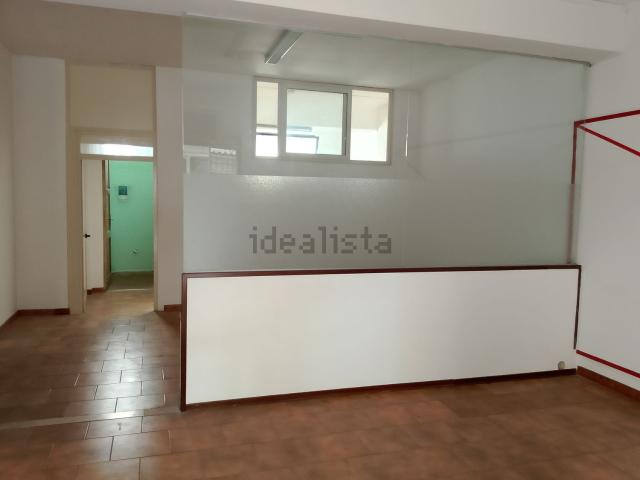 Locale Commerciale in affitto a Cannizzaro, Aci Castello
