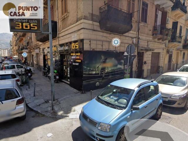 Locale Commerciale in affitto a III Circoscrizione, Palermo