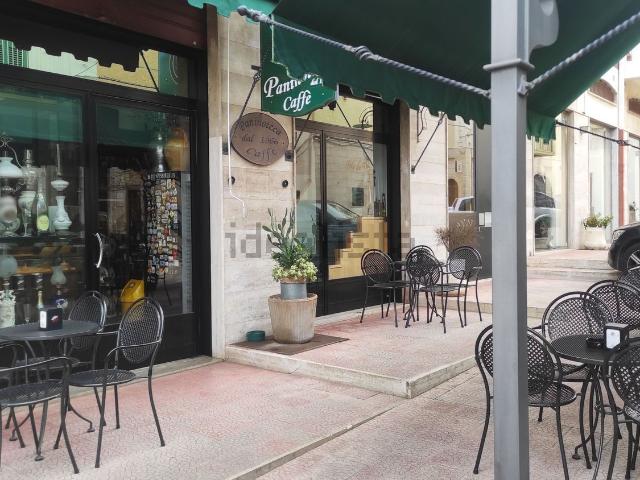 Locale Commerciale in affitto a Puglia, Brindisi