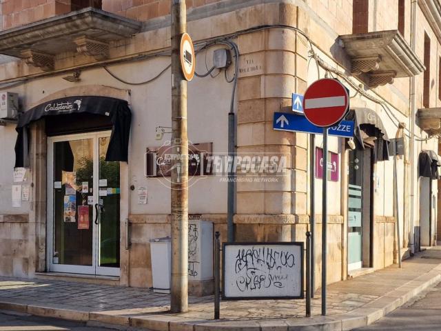 Locale Commerciale in affitto a Puglia, Bari