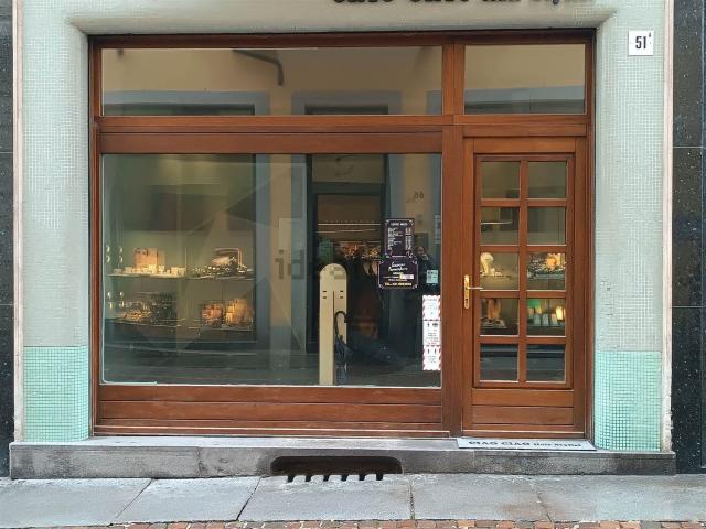 Locale Commerciale in affitto a Piazzo, Piemonte