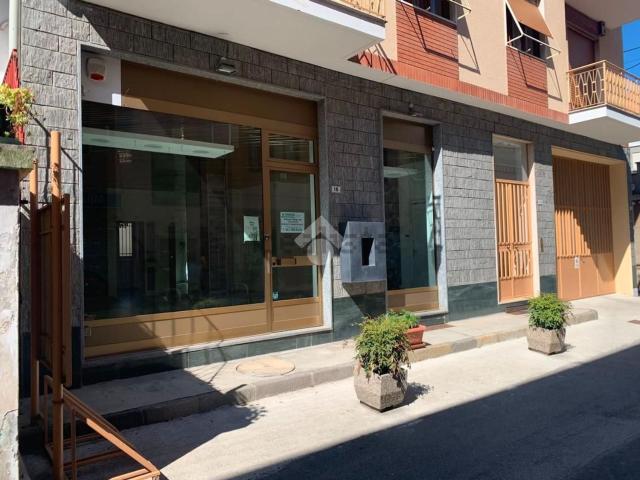 Locale Commerciale in affitto a Piemonte, Torino