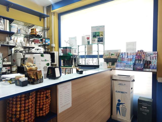 Locale Commerciale in affitto a Ortona, Abruzzo