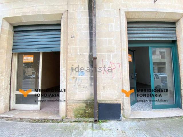 Locale Commerciale in affitto a Puglia, Lecce