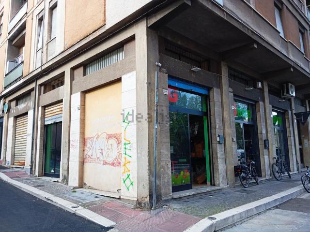 Locale Commerciale in affitto a Città Giardino, Terni