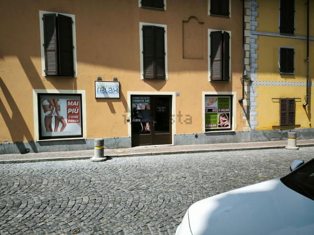 Locale Commerciale in affitto a Piemonte, Cuneo