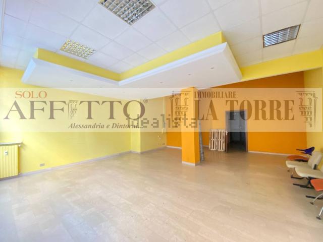 Locale Commerciale in affitto a Alessandria