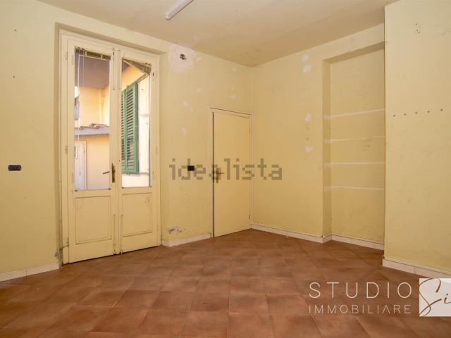 Locale Commerciale in affitto a Pontelungo, Pistoia