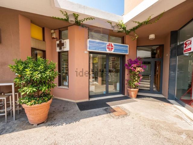 Locale Commerciale in affitto a Sacile, Friuli-Venezia Giulia