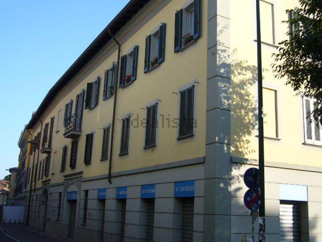 Locale Commerciale in affitto a Zona Omogenea Milano Nord, Paderno Dugnano