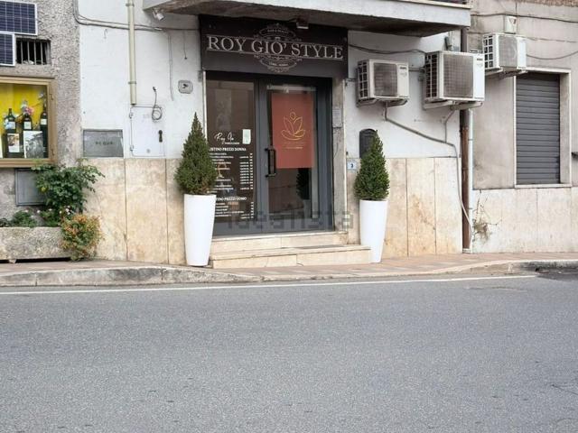 Locale Commerciale in affitto a Roma Capitale, Lazio
