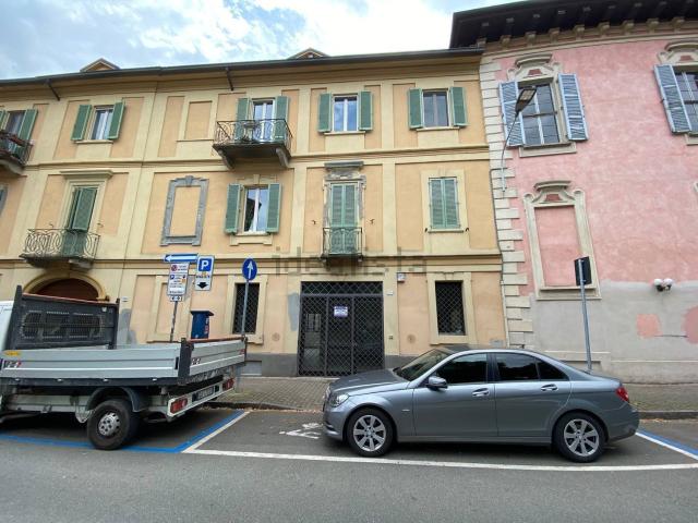 Locale Commerciale in affitto a Piemonte, Alessandria