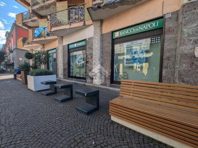 Locale Commerciale in affitto a Sepano, Frattamaggiore