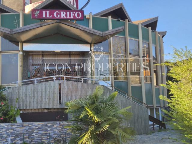 Locale Commerciale in affitto a Cascina Torrette, Cornaredo