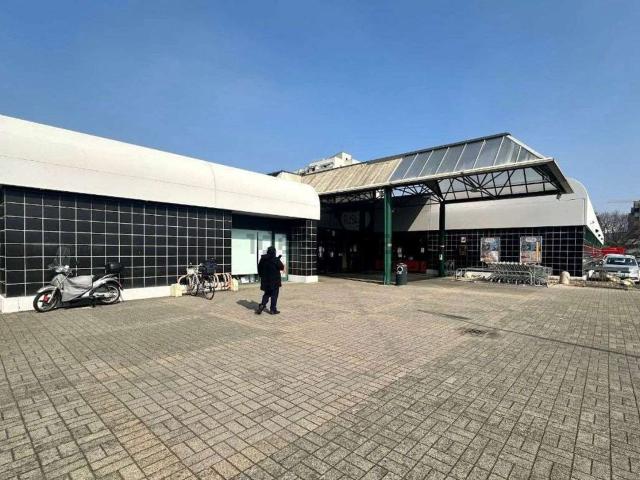 Locale Commerciale in affitto a Buco del Signore, Re