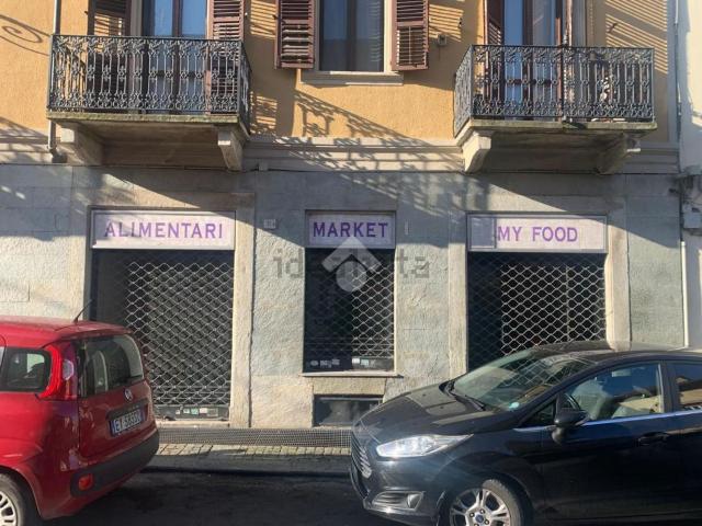 Locale Commerciale in affitto a Piemonte, Torino