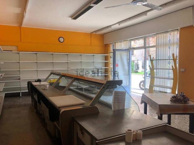 Locale Commerciale in affitto a Piemonte, Biella