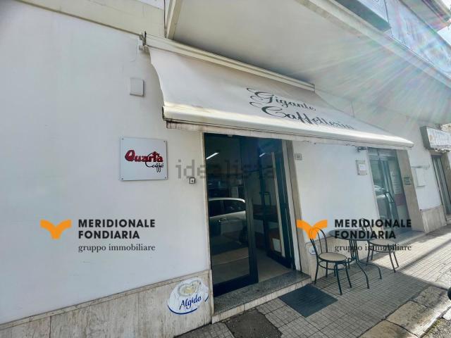 Locale Commerciale in affitto a Puglia, Lecce