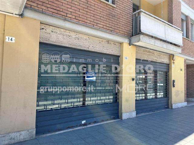 Locale Commerciale in affitto a San Faustino-Madonnina-Quattroville, Modena