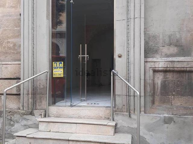 Locale Commerciale in affitto a Centro Storico, Matera
