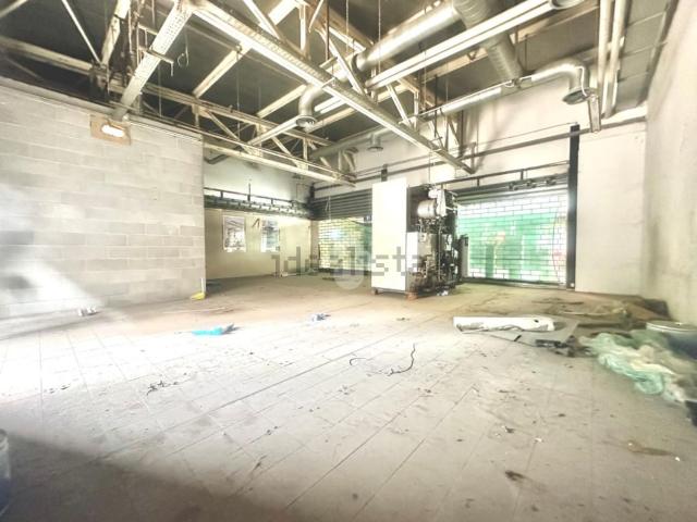 Locale Commerciale in affitto a Piemonte, Alessandria