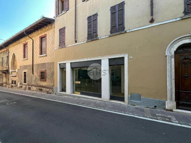 Capannone in affitto a Castiglione Delle Stiviere, Lombardia