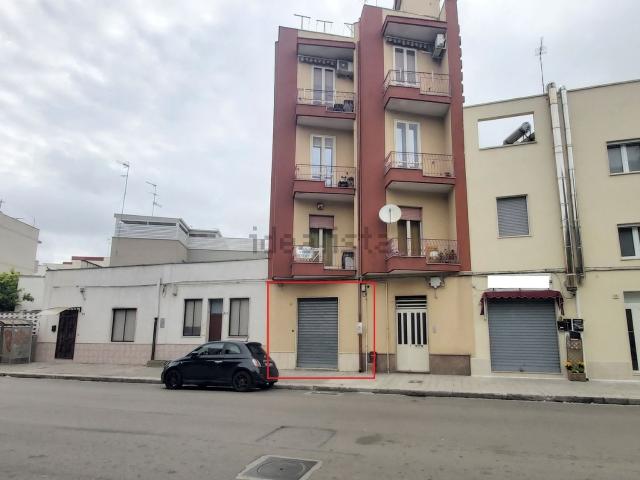 Locale Commerciale in affitto a Commenda, Puglia