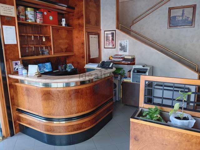Locale Commerciale in affitto a Busseto, Reggio Emilia