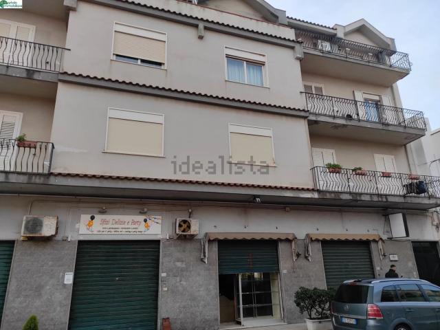 Locale Commerciale in affitto a Rometta, Sicilia